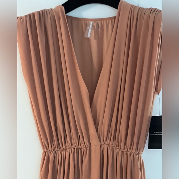 Norma Kamali Athena Gown - Picture 7 of 12